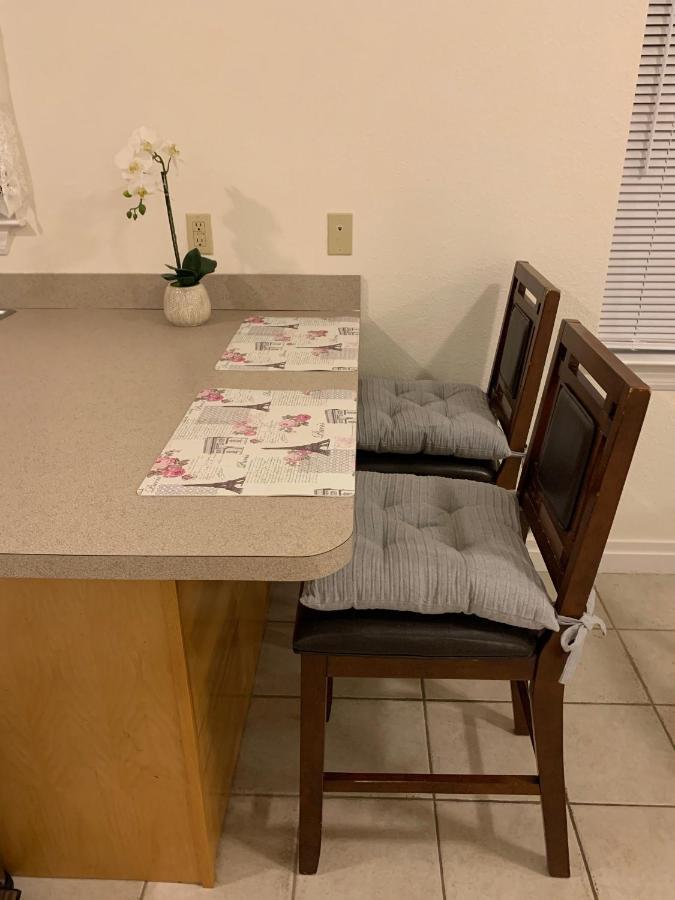 Modern House Minutes From Downtown Gainesville, Uf, Va & More! Hébergement de vacances Gainesville